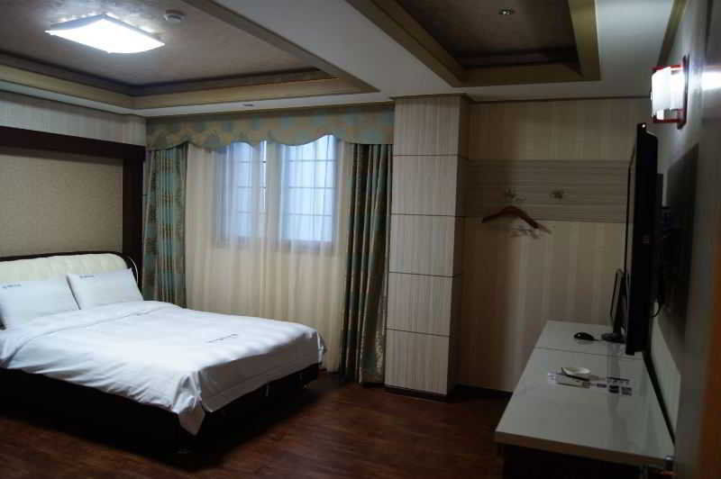 Ever Hotel Jeju Dış mekan fotoğraf